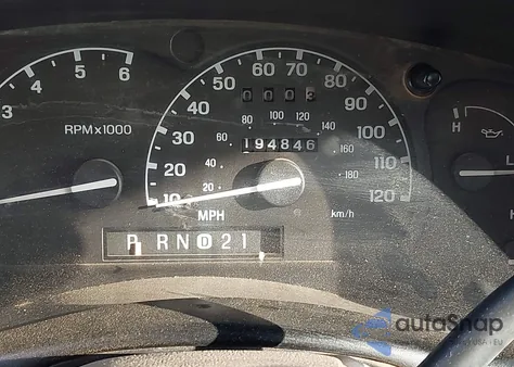 2000 Ford Explorer Eddie Bauer z USA, uszkodzony, nr VIN 1FMZU84PXYZA12354